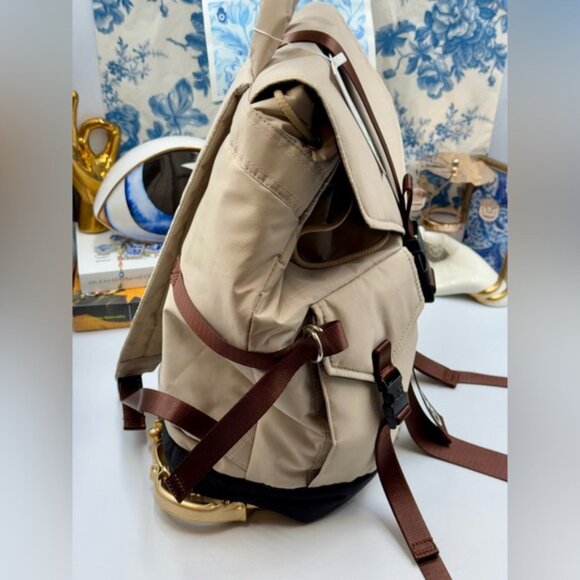 🆕 GANNI 🧿 NWT Taupe Oyster Gray Recycled Tech Backpack - Picture 4 of 12